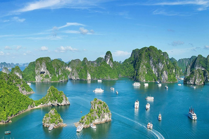 North and central Vietnam tour Halong bay