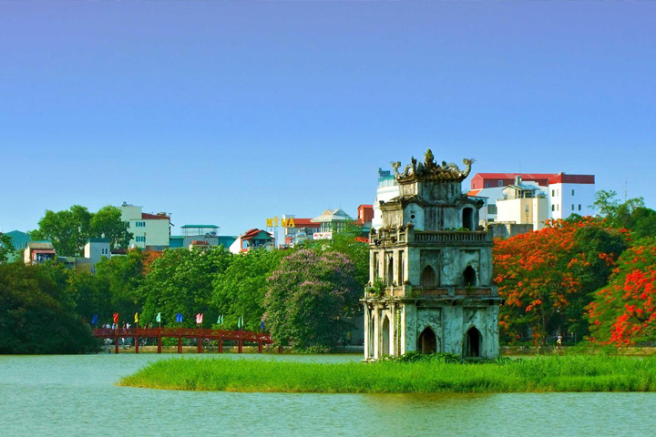 Hanoi city tour half day afternoon Hoan Kiem lake