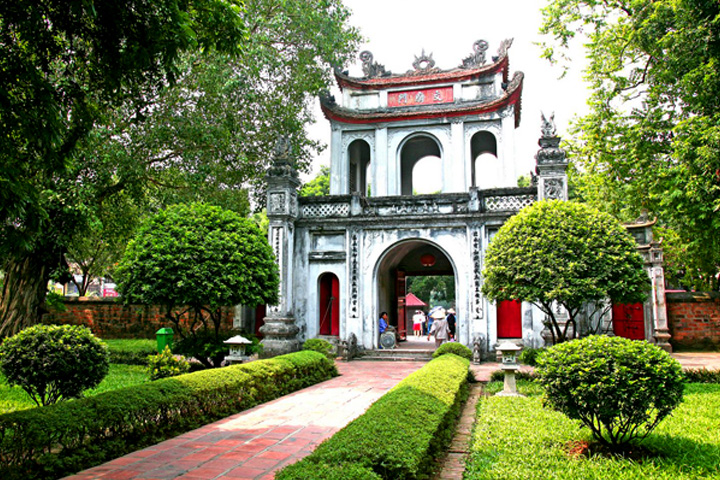 Hanoi city tour half day - temple of literature