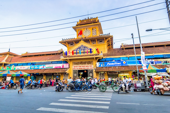 Binh Tay market