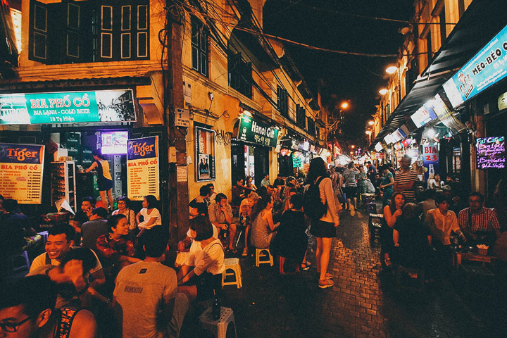 Hanoi Old quarter at night