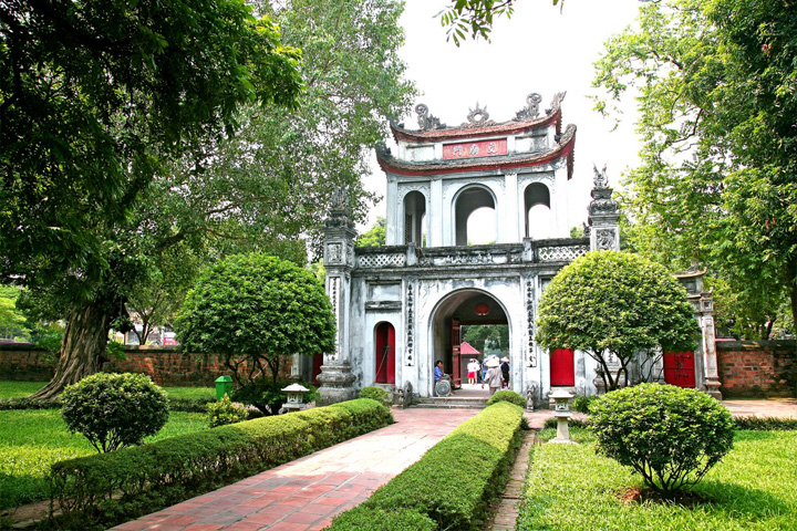 North vietnam highlights tour Hanoi city tour