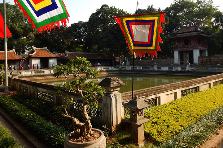 The Van lake - temple of literature