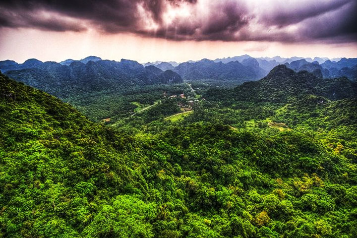 Cat Ba island from Ngu Lam mount