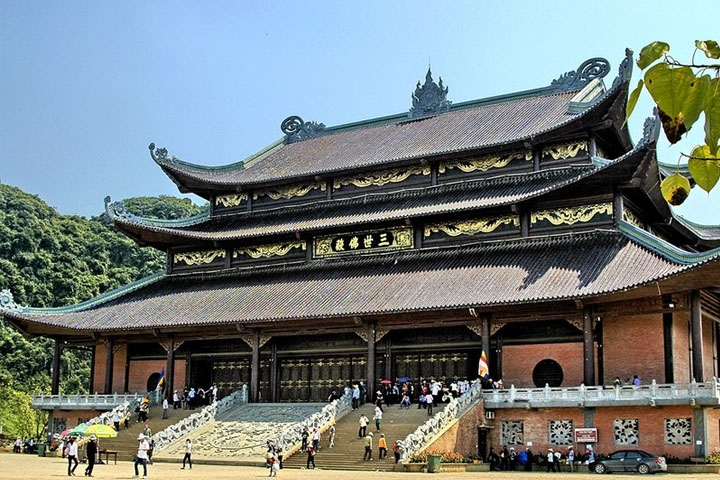 Bai dinh pagoda binh binh day tour