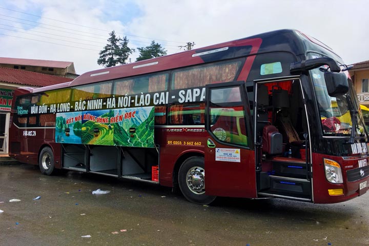 Halong bus to Sapa