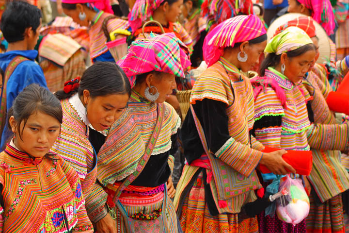 Bac Ha market tour Sapa