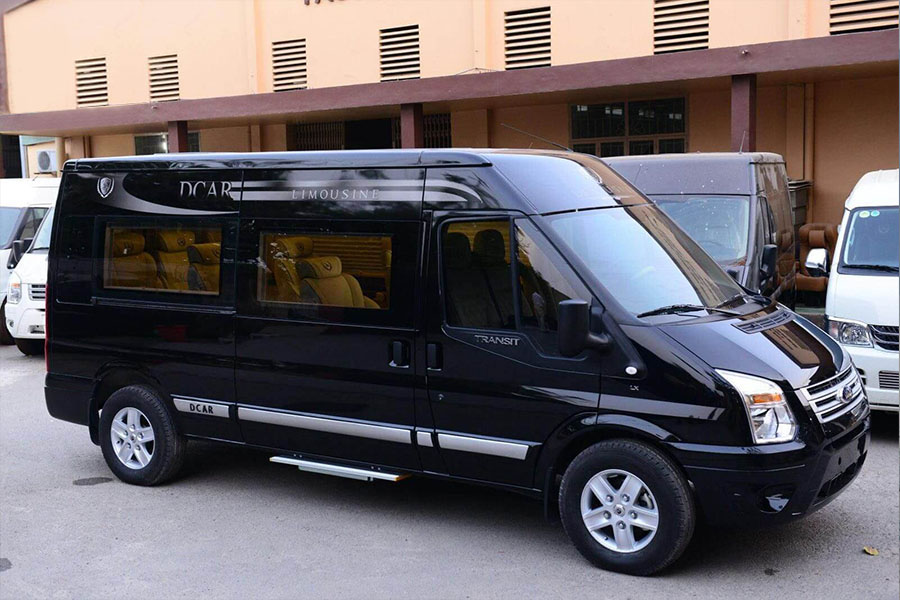 Limousine Van Hnoi to Halong Bay